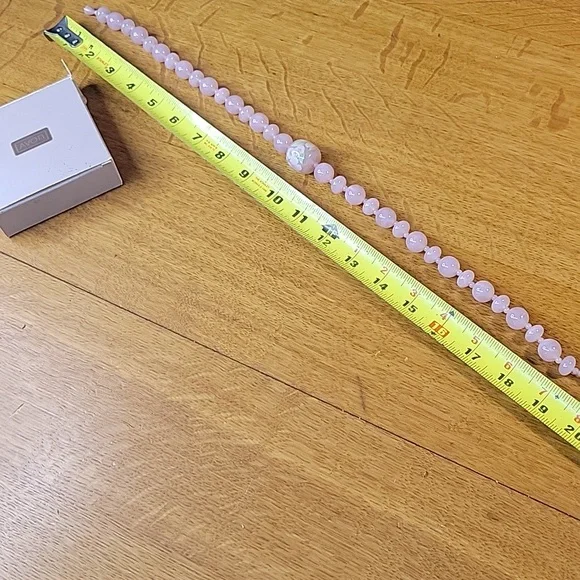 Avon Touch Of Spring Pink Lucite Beaded Floral Necklace Vintage 1989 - Picture 7 of 7